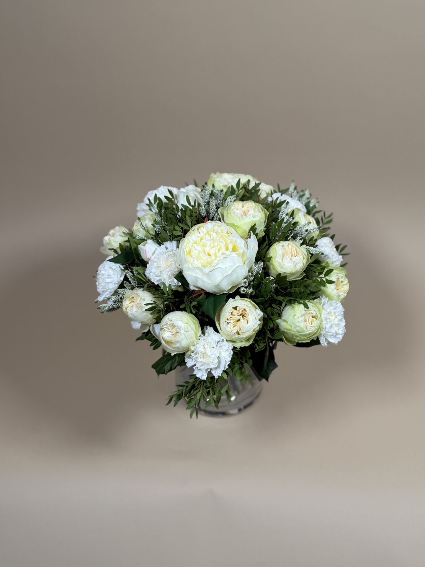 Bouquet de fleurs rond élégant livré à Courchevel 1850