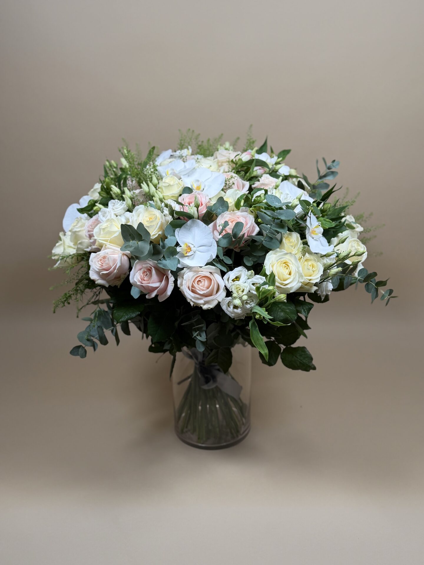 Bouquet grandes tiges Eden livré à Courchevel par artisan fleuriste