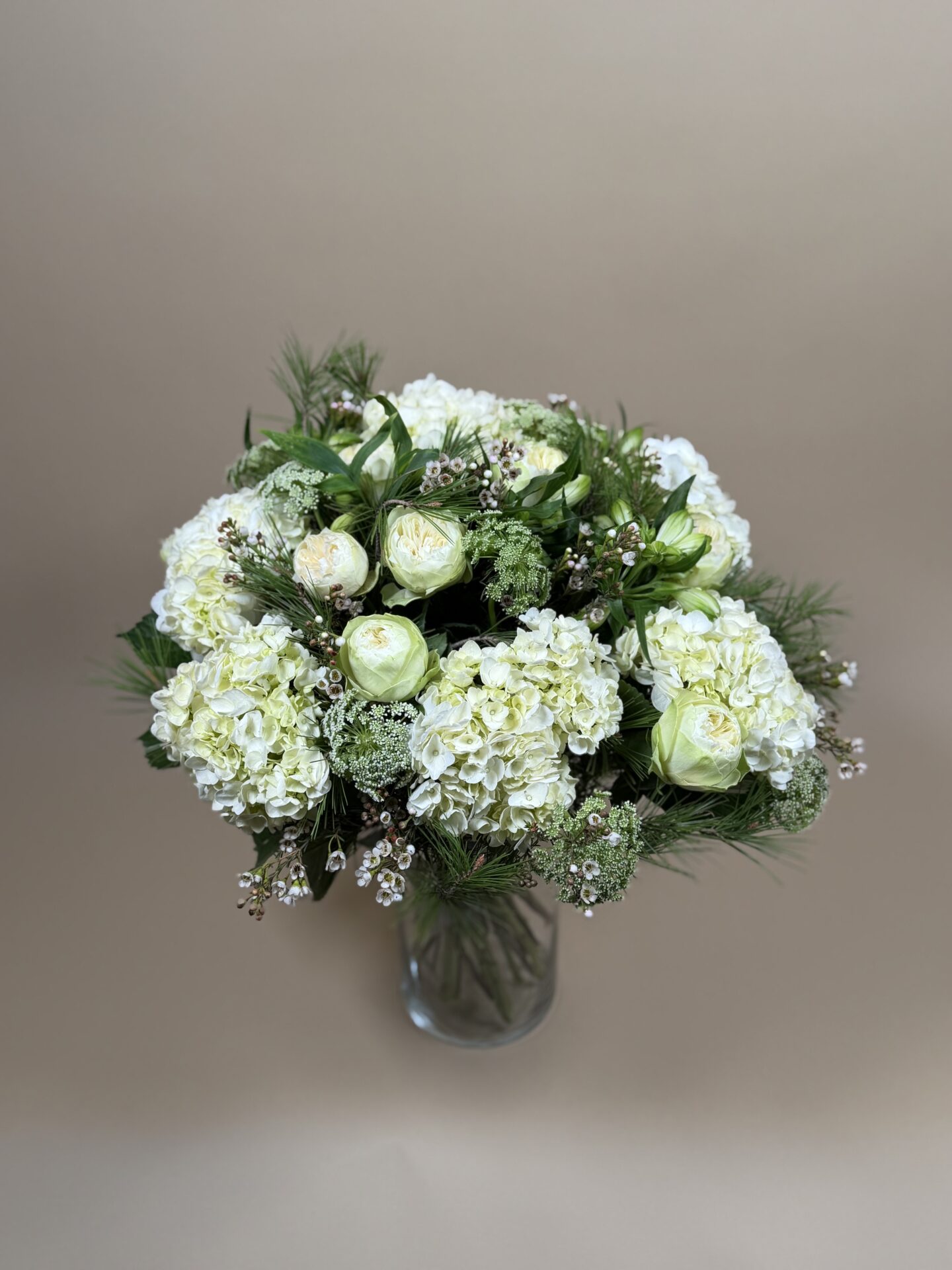 Bouquet floral élancé à grandes tiges livré à Courchevel